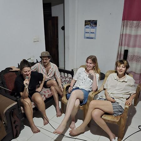 Jayaru Guest House Polonnaruwa Eksteriør billede
